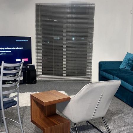 Luxury 1 Bed Apartment With Parking Manchester Extérieur photo